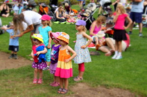 teddy-bear-picnic-dancing